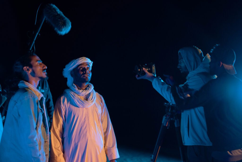 مشية غراب Walk of a Crow
نوح شنين 
شتوي توفيق 
خلف الكواليس لفيلم مشية غراب 